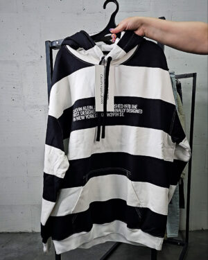 Фотография  318 - LACOSTE, CALVIN KLEIN, TOMMY HILFIGER, GUESS + 075#20 шт, ЛОТ №9072 оптом в Ростове-на-Дону и Ростовской области