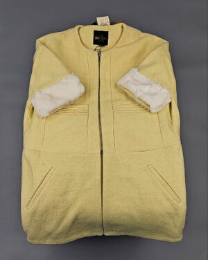 Купить Верхняя одежда Корея 085#15 кг, ЛОТ № СТ-9249 оптом в Ростове-на-Дону и Ростовской области