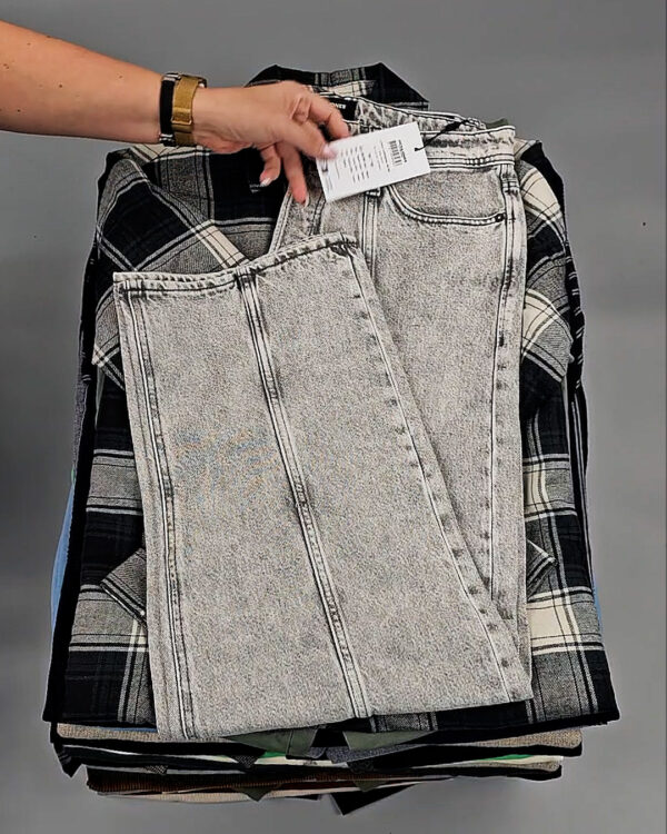 Фотография  991 - Мужской зимний микс JACK JONES, 20 кг, ЛОТ № СТ-9267 оптом в Ростове-на-Дону и Ростовской области