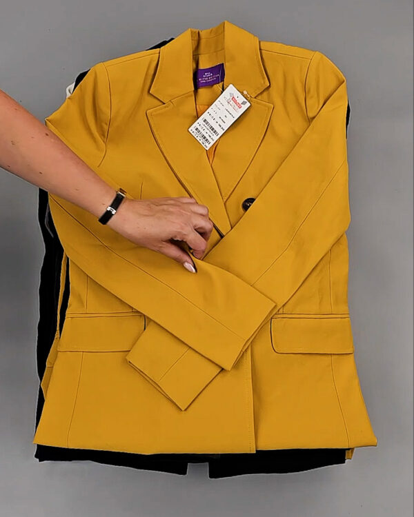 Фотография  687 - Жакеты Корея 085#10 кг, ЛОТ № СТ-9240 оптом в Ростове-на-Дону и Ростовской области