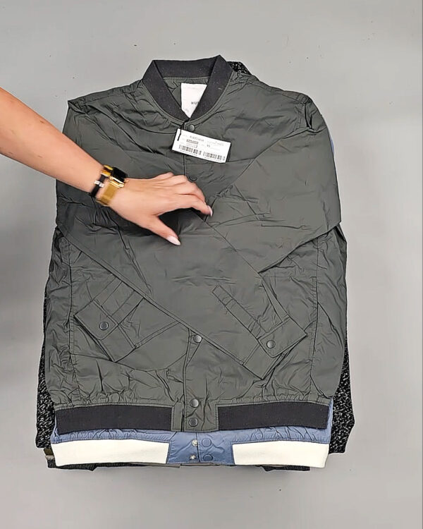 Фотография  849 - Верхняя одежда Корея 085#15 кг, ЛОТ № СТ-9248 оптом в Ростове-на-Дону и Ростовской области