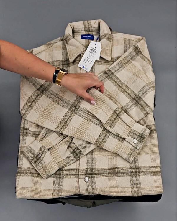 Фотография  266 - Мужской зимний микс JACK JONES, 20 кг, ЛОТ № СТ-9266 оптом в Ростове-на-Дону и Ростовской области