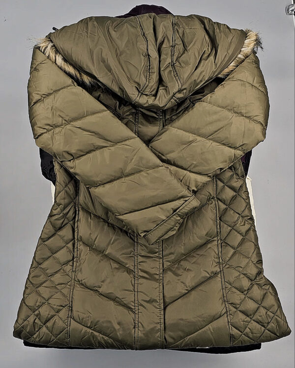 Фотография  210 - Верхняя одежда женская CAN 104#15 кг, ЛОТ СТ-9353 оптом в Ростове-на-Дону и Ростовской области