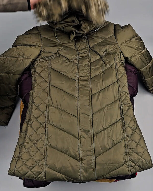 Фотография  134 - Верхняя одежда женская CAN 104#15 кг, ЛОТ СТ-9352 оптом в Ростове-на-Дону и Ростовской области