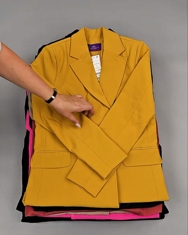 Фотография  722 - Жакеты Корея 085#10 кг, ЛОТ № СТ-9241 оптом в Ростове-на-Дону и Ростовской области