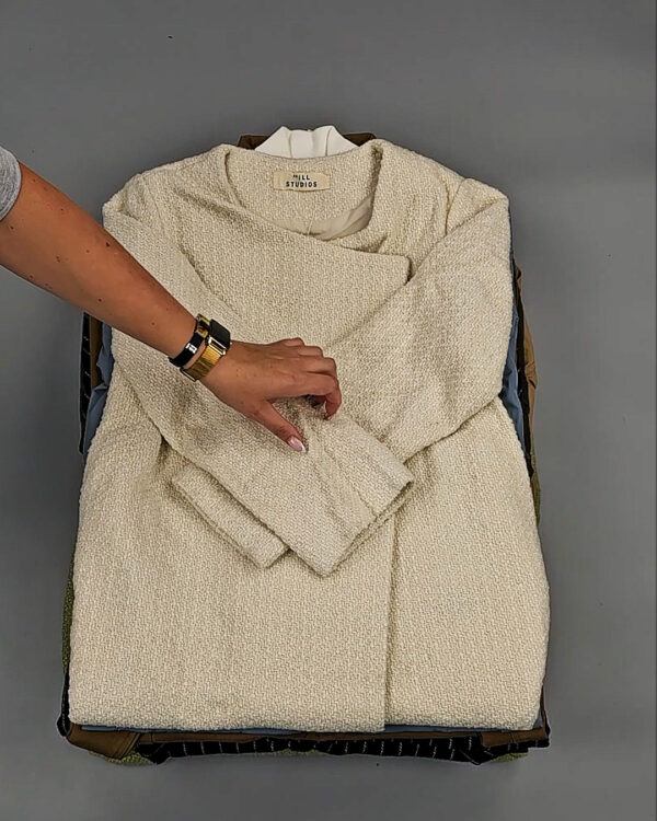 Фотография  570 - Верхняя одежда Корея 085#15 кг оптом в Ростове-на-Дону и Ростовской области