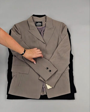 Фотография  720 - Жакеты Корея 085#10 кг, ЛОТ № СТ-9240 оптом в Ростове-на-Дону и Ростовской области