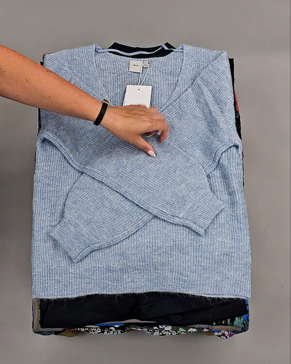 Фотография  883 - ICHI Winter mix 104#15 кг, ЛОТ СТ-9197 оптом в Ростове-на-Дону и Ростовской области