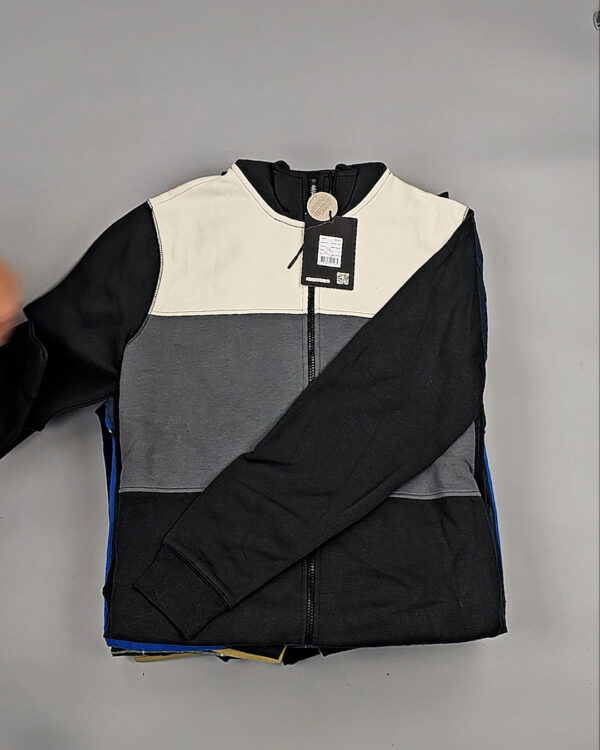 Фотография  572 - Мужской зимний микс Blend He, 20 кг, ЛОТ №СТ-9253 оптом в Ростове-на-Дону и Ростовской области