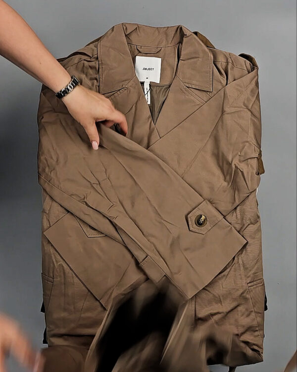 Фотография  849 - Ветровки Bestseller 045#10 кг, ЛОТ СТ-9407 оптом в Ростове-на-Дону и Ростовской области