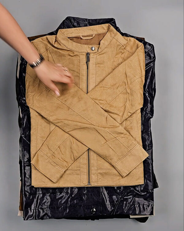 Фотография  902 - Ветровки Bestseller+DK 035#10 кг, ЛОТ СТ-9396 оптом в Ростове-на-Дону и Ростовской области