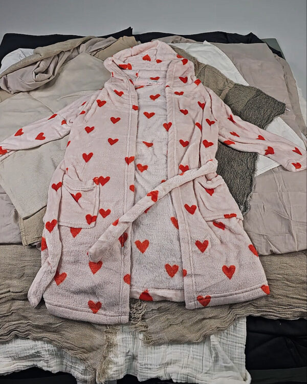 Фотография  988 - Предметы домашнего обихода H&M, 25 кг, ЛОТ №СТ-9566 оптом в Ростове-на-Дону и Ростовской области