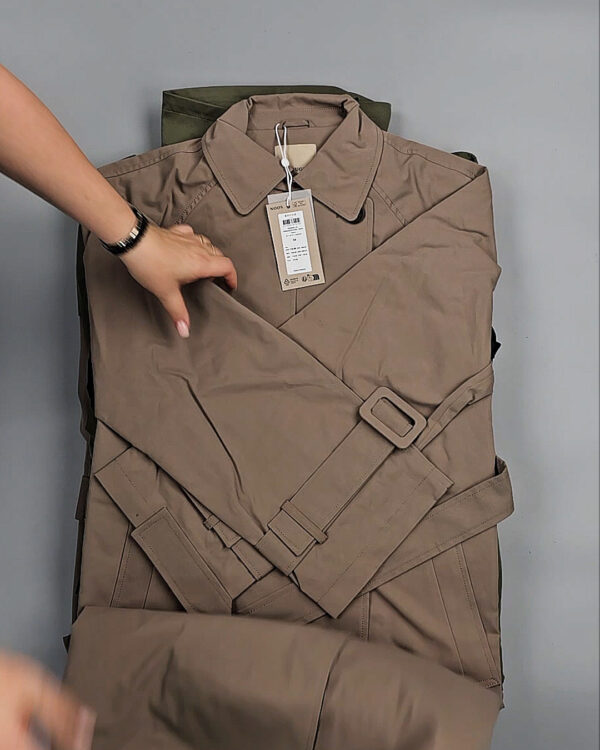 Фотография  555 - Ветровки Bestseller 045#10 кг, ЛОТ СТ-9410 оптом в Ростове-на-Дону и Ростовской области