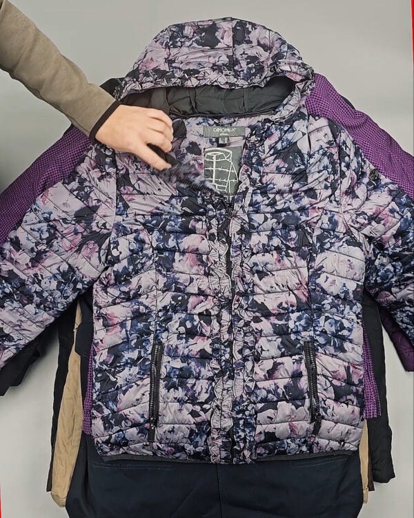 Фотография  453 - Куртки#25 кг, ЛОТ № СХ-0169 оптом в Ростове-на-Дону и Ростовской области