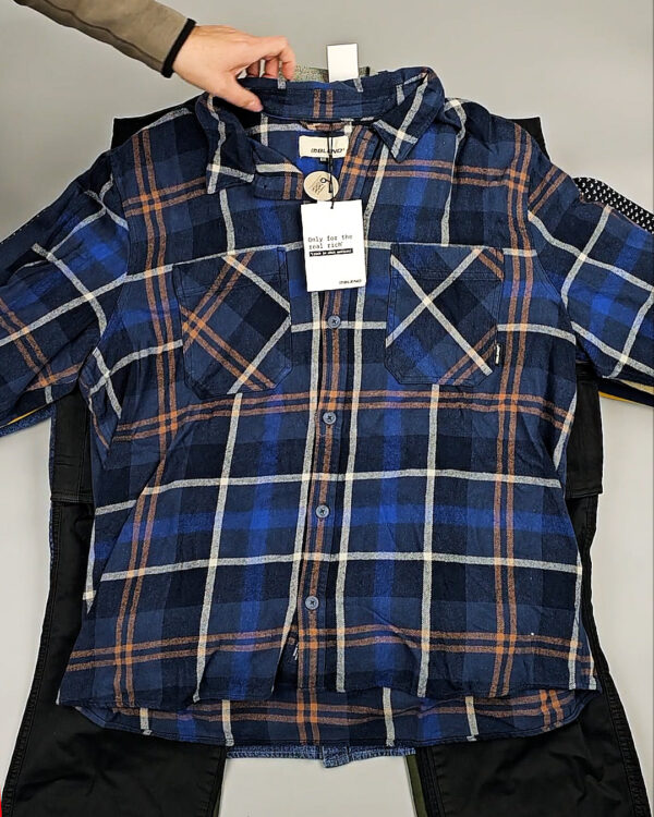 Фотография  621 - Мужской зимний микс Blend He, 20 кг, ЛОТ № СТ-9522 оптом в Ростове-на-Дону и Ростовской области