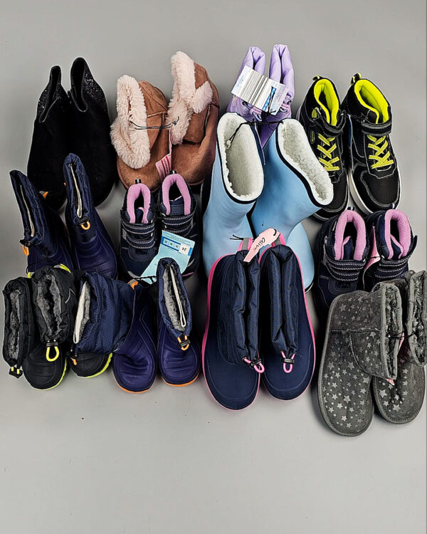 Фотография  587 - Обувь СТОК дети зима 065#6,4 кг, ЛОТ СТ-9662 оптом в Ростове-на-Дону и Ростовской области