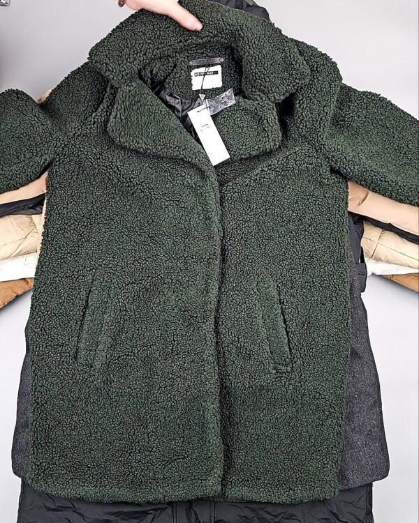 Фотография  696 - Верхняя одежда BESTSELLER Дания#11,35 кг, ЛОТ СТ-9706 оптом в Ростове-на-Дону и Ростовской области