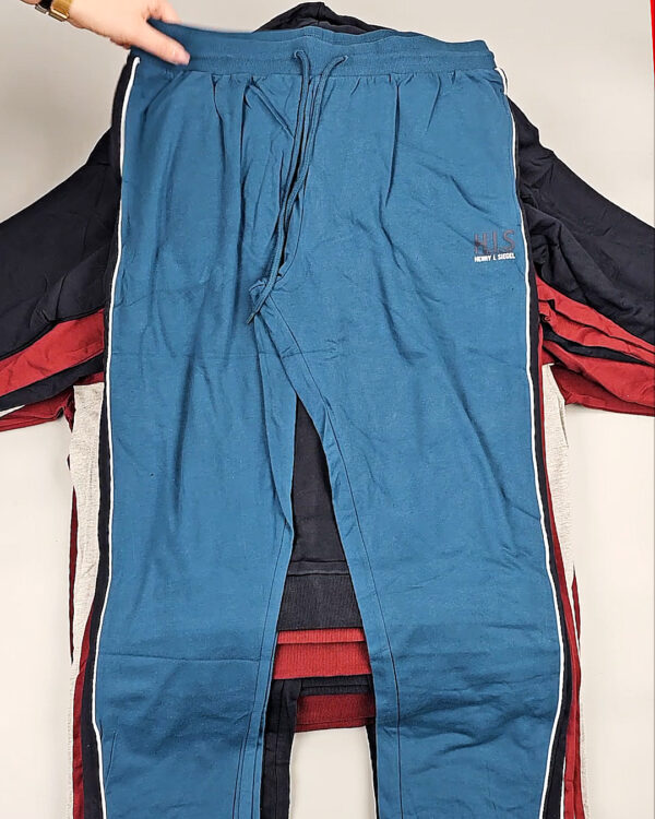 Фотография  250 - Спортивные костюмы (Herren-Trainingsanzuge voп HIS)#18 кг оптом в Ростове-на-Дону и Ростовской области