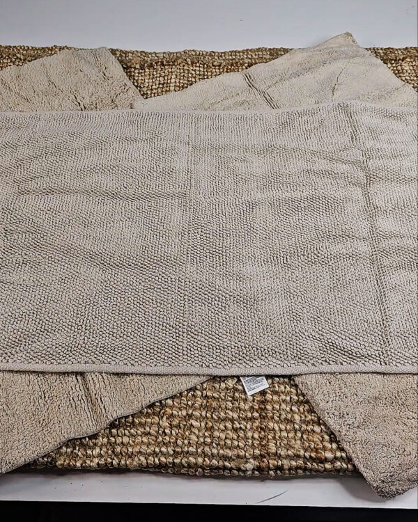 Фотография  626 - Предметы домашнего обихода H&M, 25 кг, ЛОТ СТ-9898 оптом в Ростове-на-Дону и Ростовской области