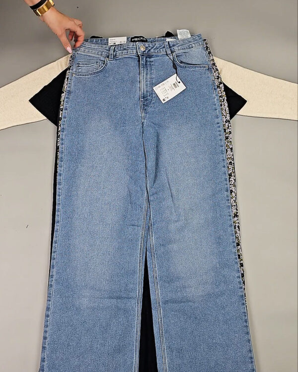 Фотография  465 - DK+Bestseller 085#16 кг, ЛОТ СТ-9952 оптом в Ростове-на-Дону и Ростовской области