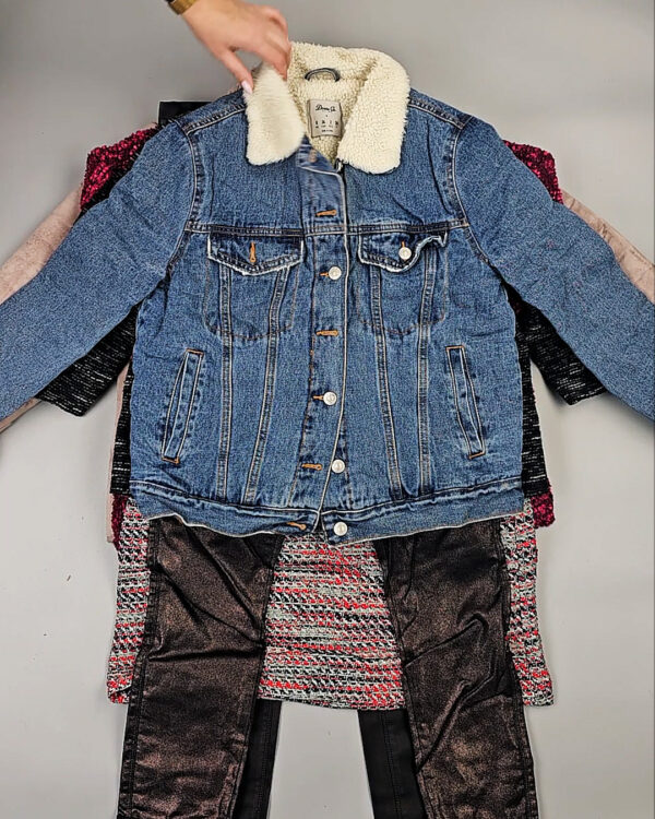 Фотография  460 - Женский микс зима (Winter mix)#20 кг, ЛОТ СХ-0205 оптом в Ростове-на-Дону и Ростовской области