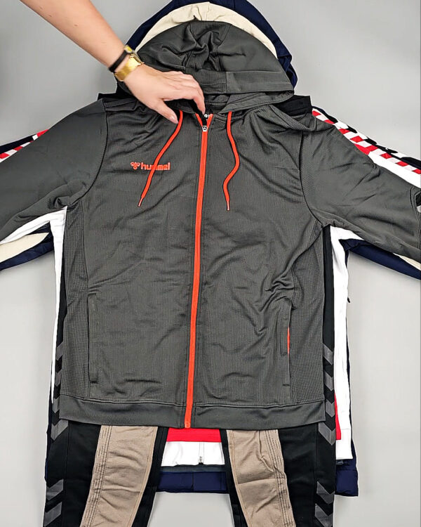 Фотография  560 - HUMMEL mix 50 AF23#19 кг, ЛОТ СТ-9644 оптом в Ростове-на-Дону и Ростовской области