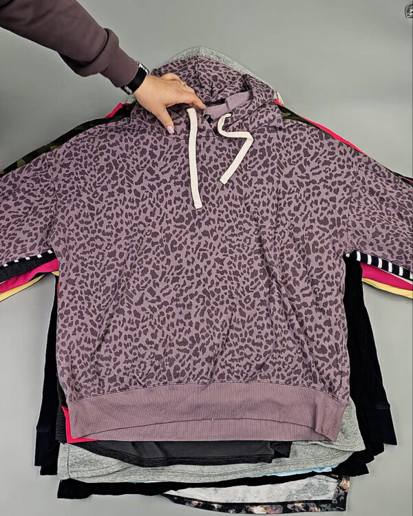 Фотография  348 - Толстовки (SWEAT TOPS Extra)#20 кг, ЛОТ СХ-0247 оптом в Ростове-на-Дону и Ростовской области