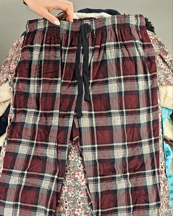 Фотография  542 - Халаты+пижамы флис Англия (SLEEPWEAR PREMIUM)#20 кг, ЛОТ СХ-0290 оптом в Ростове-на-Дону и Ростовской области