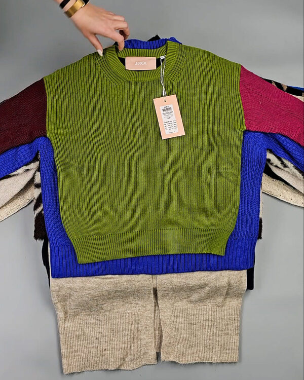 Фотография  138 - Джемпера Bestseller+DK 035#7 кг, ЛОТ СТ-10037 оптом в Ростове-на-Дону и Ростовской области