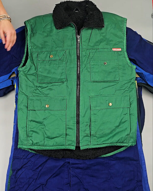 Фотография  714 - Рабочая одежда крем+экстра (Work clothes cr+ex)#25 кг, ЛОТ СХ-0265 оптом в Ростове-на-Дону и Ростовской области